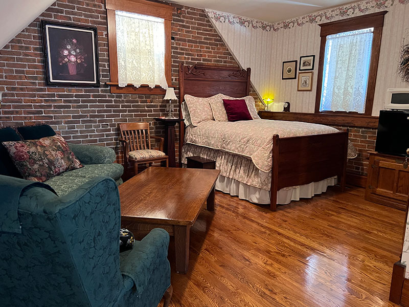 Belmont Suite Pic 1